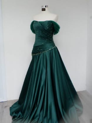 Emerald Green Queen Drapping
