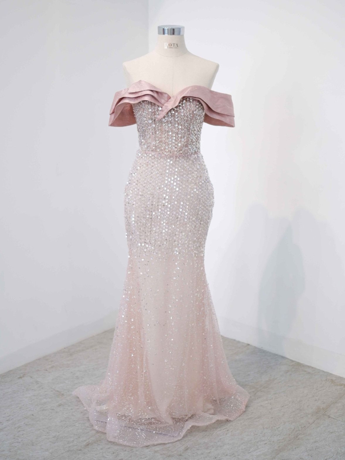 Pink Vanessa Sequin CE